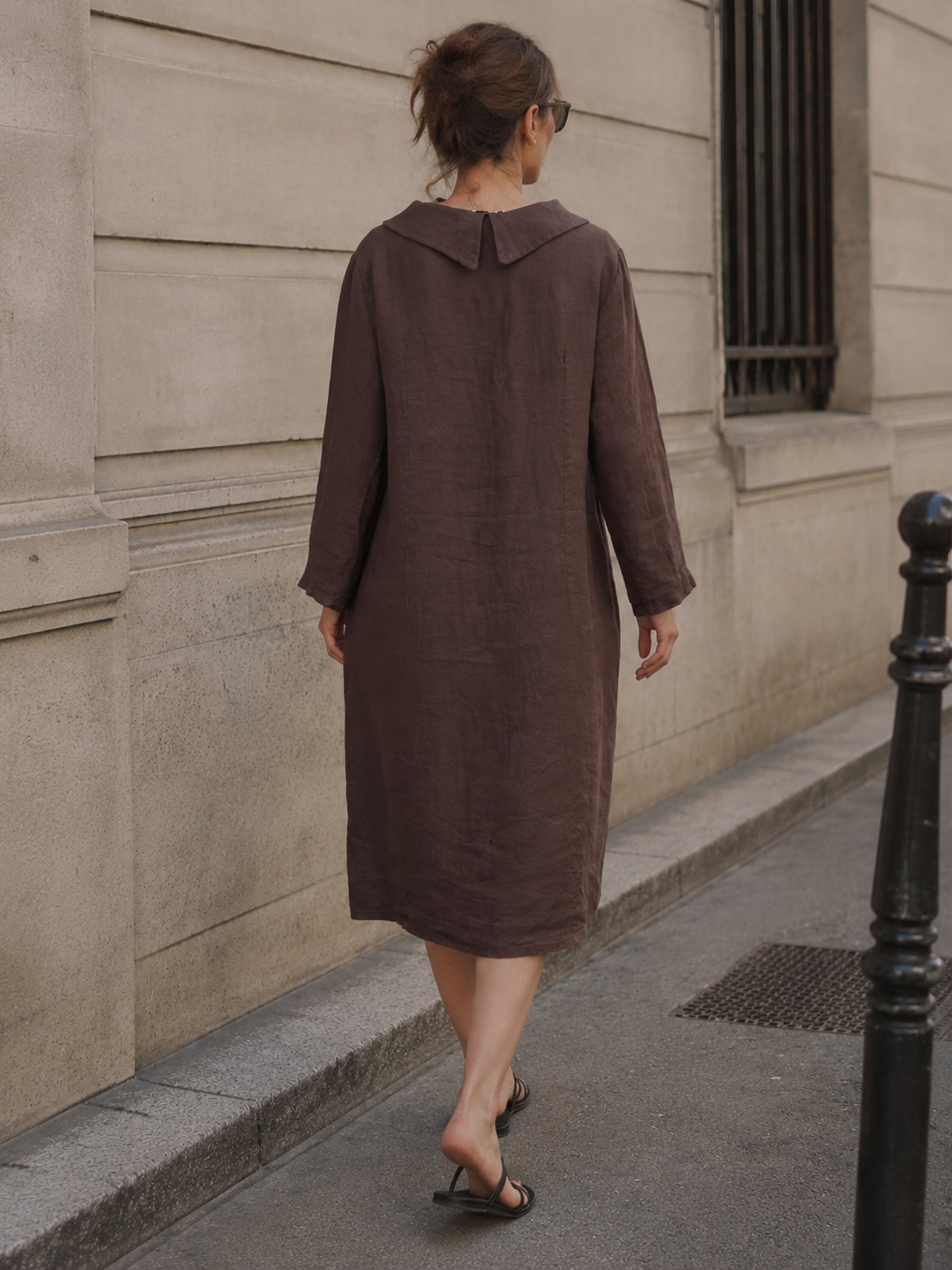 Rochie midi in verde fistic cu guleras cusaturi modelatoare vedere ansamblu, All Above Boutique