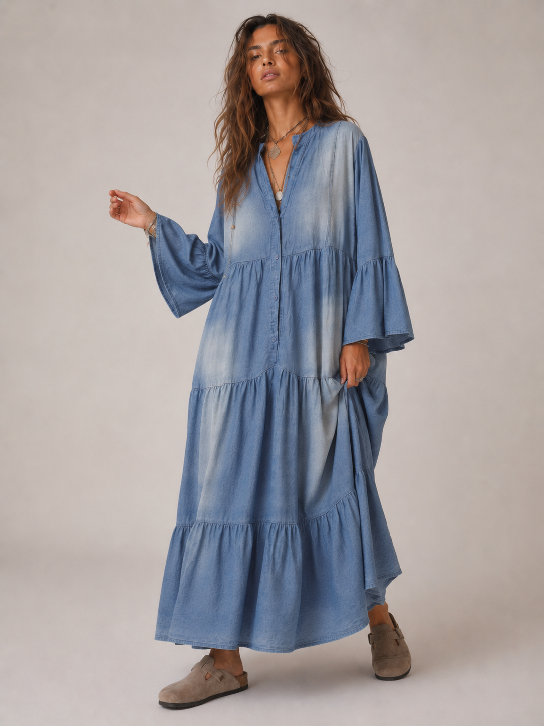 Rochie lungă denim boho vedere laterală, croială fluidă volane, All Above Boutique