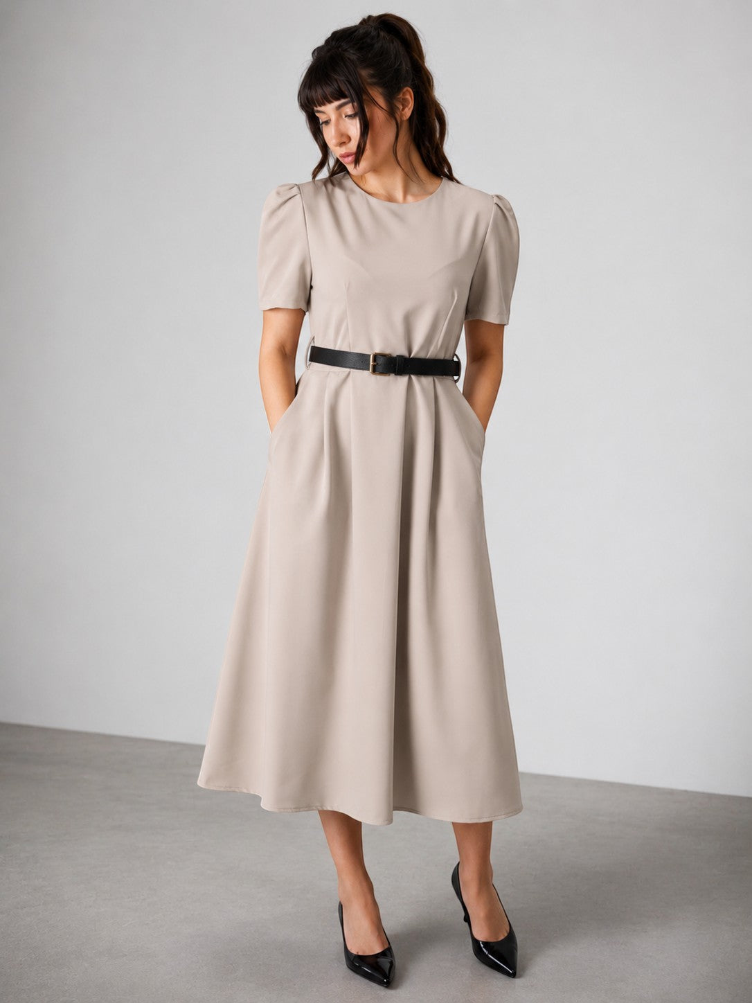 Rochie midi grej cambrată, din bumbac cu elastan, cu mâneci bufante și curea în talie — All Above Boutique.
