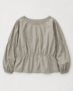 Model poarta bluza din bumbac cu maneca raglan si insertii elastice, culoare grej.