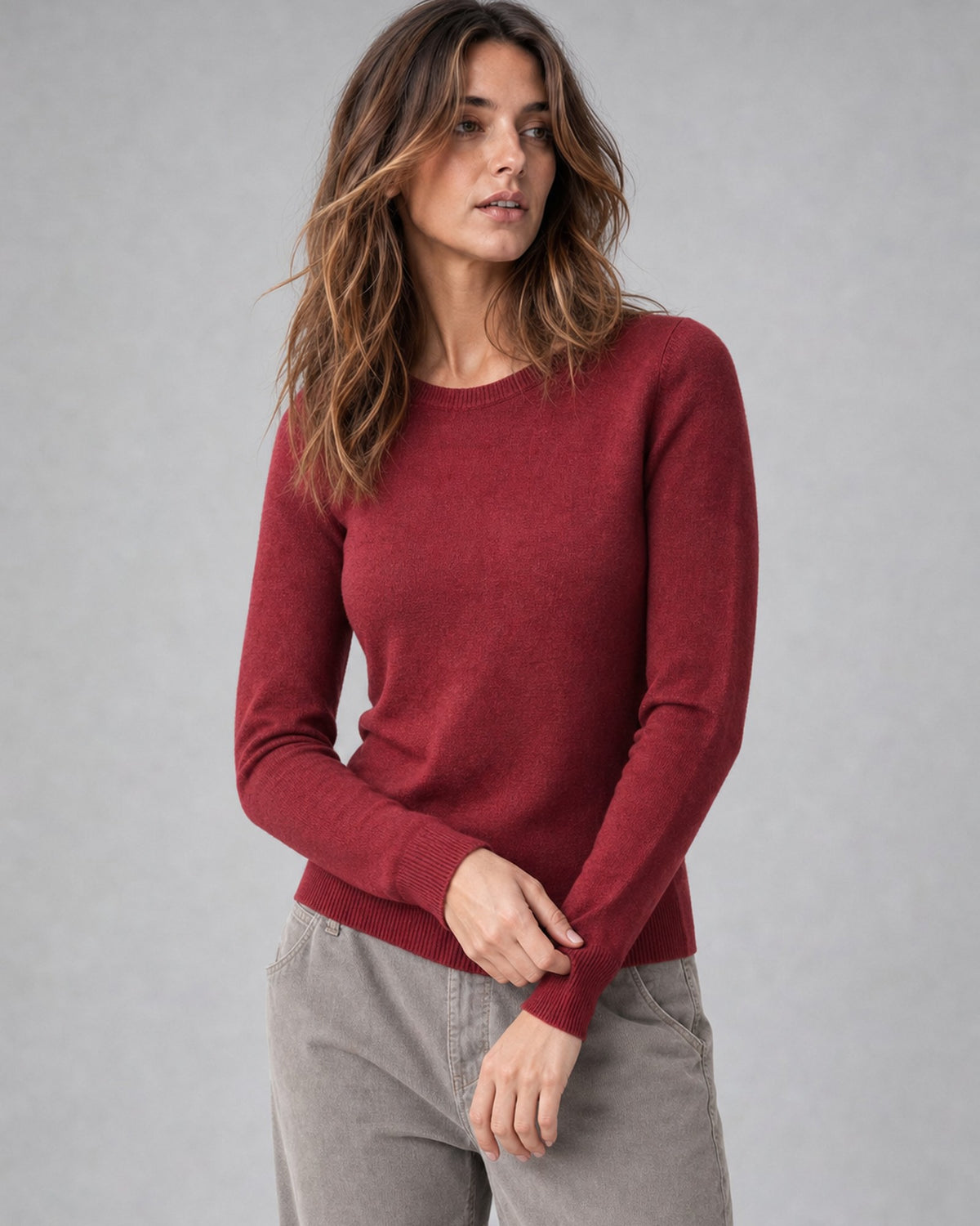 Bluză tricotată fin cu cașmir și lână, guler rotund, culoare bordo - All Above Boutique
