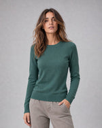 Bluză tricotată fin cu cașmir și lână, guler rotund, culoare verde închis - All Above Boutique