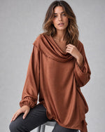 Bluză oversize din satin cu guler drapat, culoare portocaliu închis - All Above Boutique