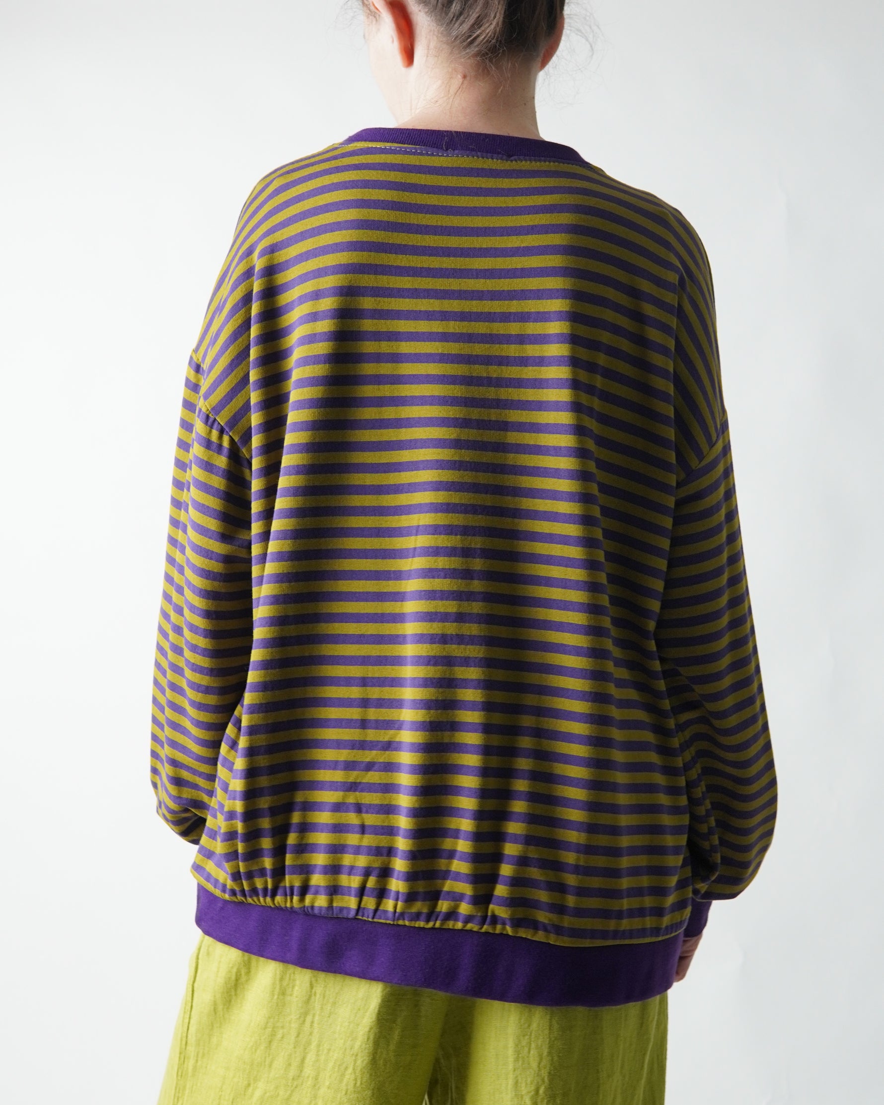 Bluză casual cu dungi verde violet vedere spate