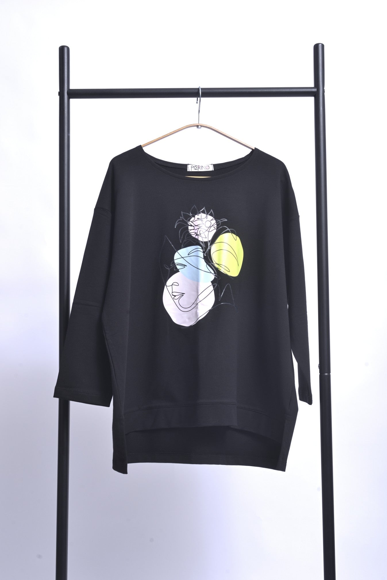 Bluză oversize din bumbac cu imprimeu chip, culoare negru