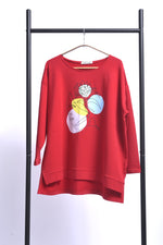 Bluză oversize roșu aprins cu print chip, croială lejeră