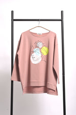 Bluză oversize din bumbac cu print chip, culoare roz deschis