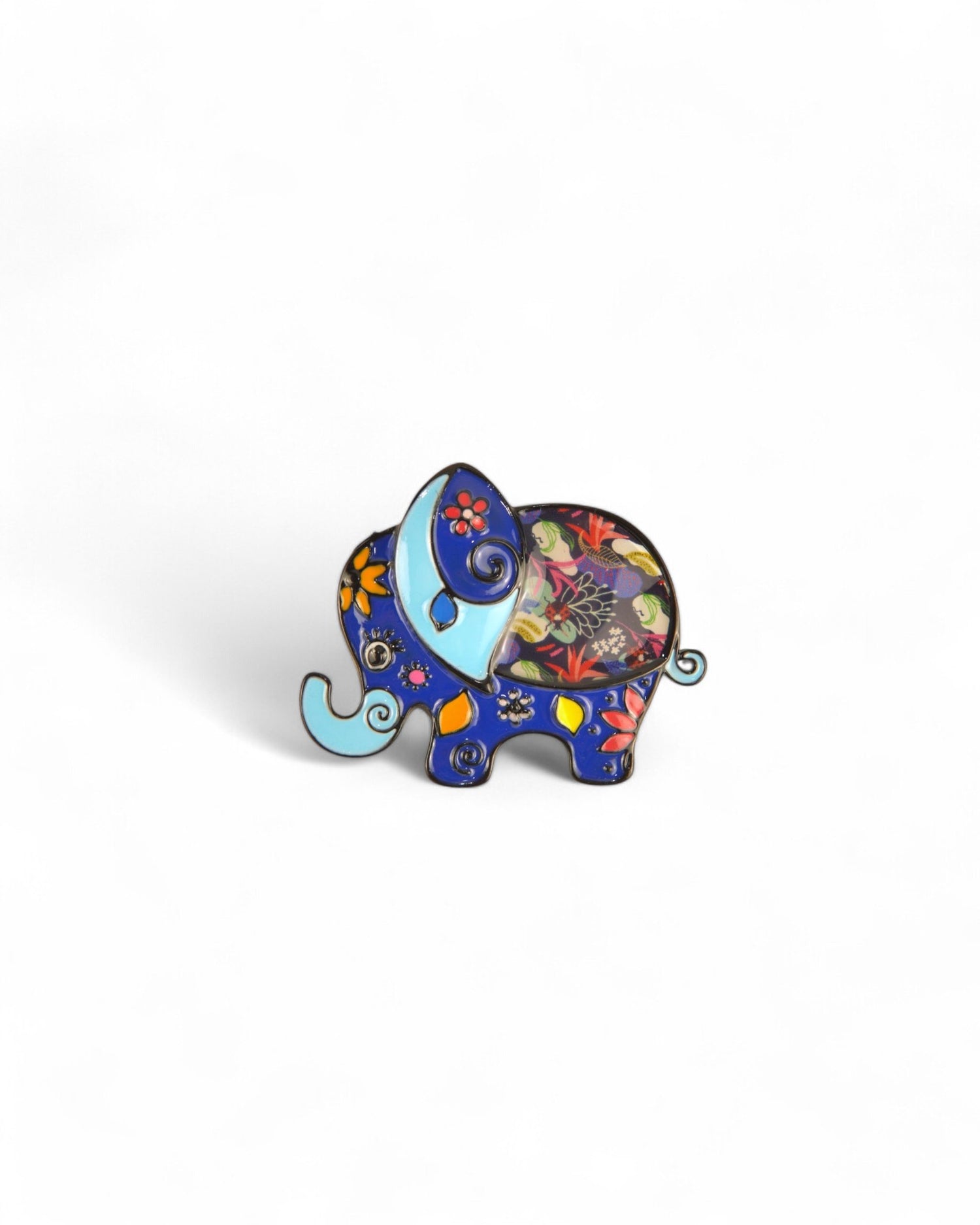 Broșă Naivă Elefant Colorat cu Trompa În Sus