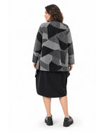 Cardigan jacquard gri cu negru, vedere din spate pe model - All Above Boutique