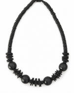 Colier statement din lemn cu bile mari, negru, pe fundal alb, All Above Boutique