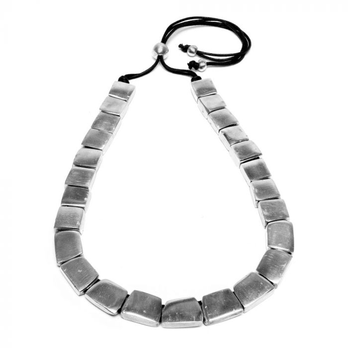 Colier Handmade din Aluminiu Reciclat cu Plăcuțe Pătrate