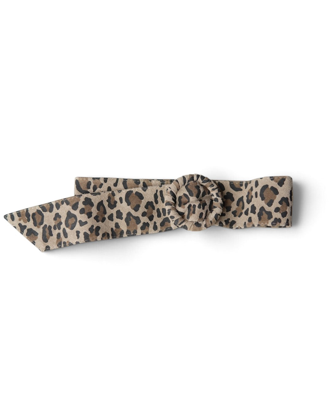 Curea lată de damă cu imprimeu leopard, prezentare de produs pe fundal alb.