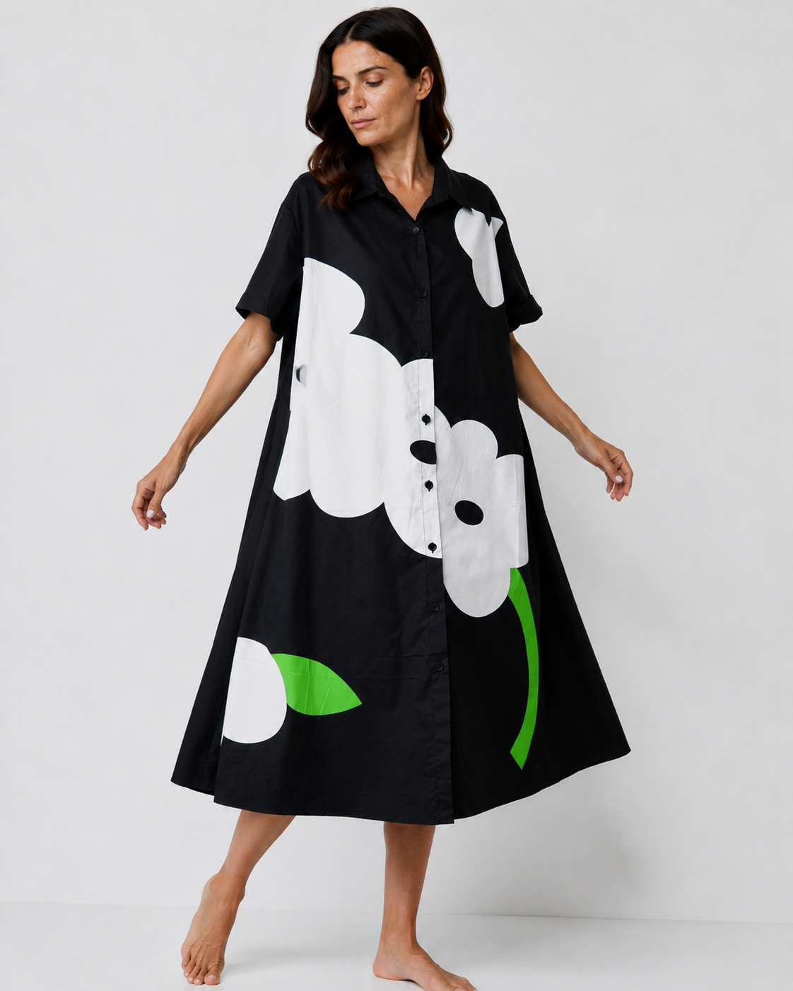 Rochie cămașă cu imprimeu floral, nasturi pe toată lungimea și croială lejeră — All Above Boutique.