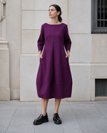 Rochie din jerse cu cusături structurate, alt unghi. All Above Boutique.