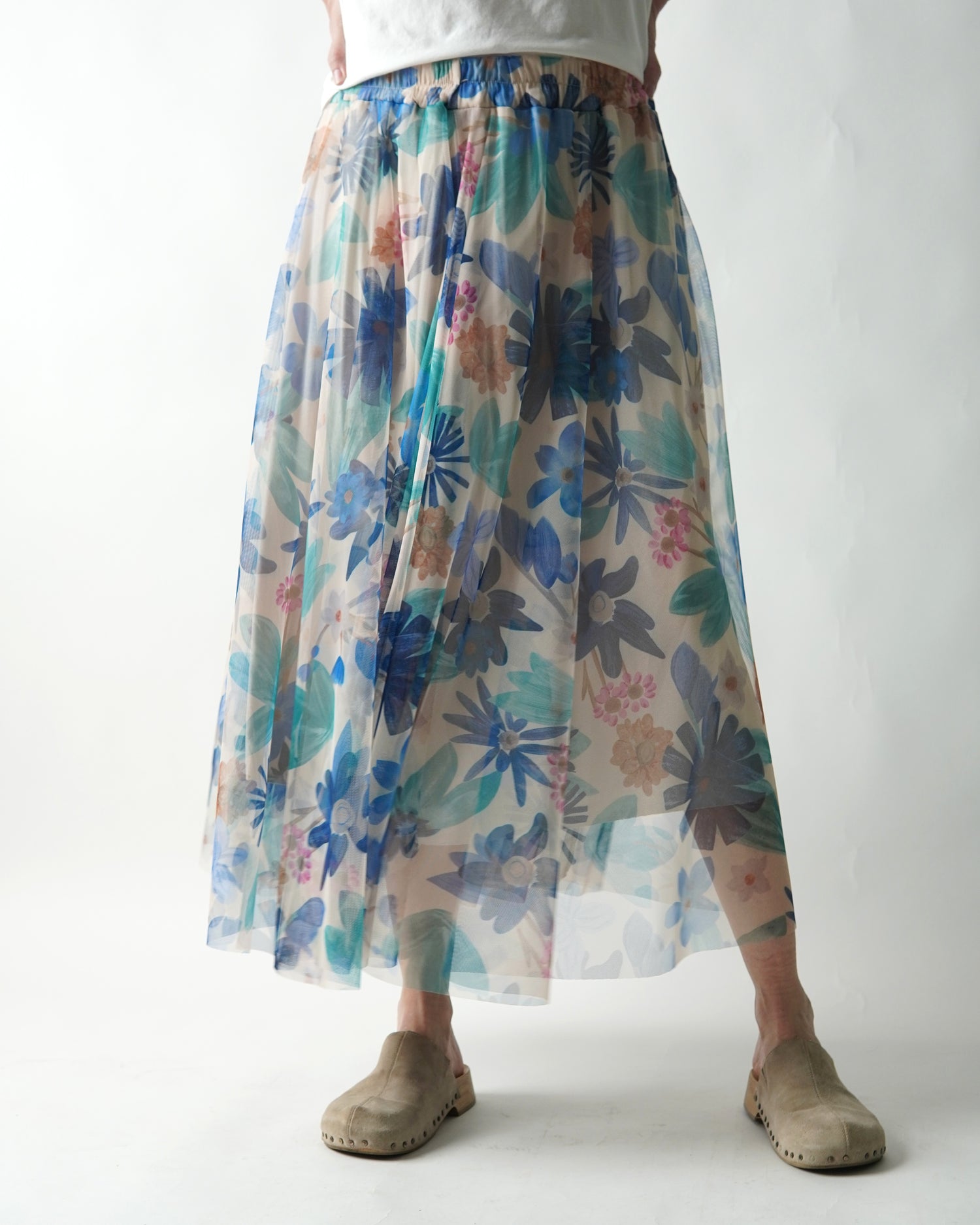 Fustă din tulle florală albastră cu talie elastică