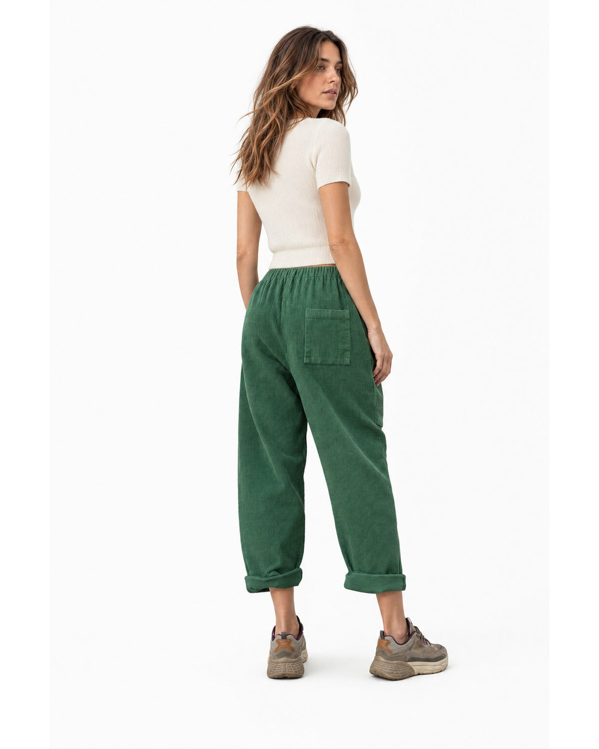 Pantaloni din catifea reiată verde închis, vedere din spate cu buzunar aplicat - All Above Boutique
