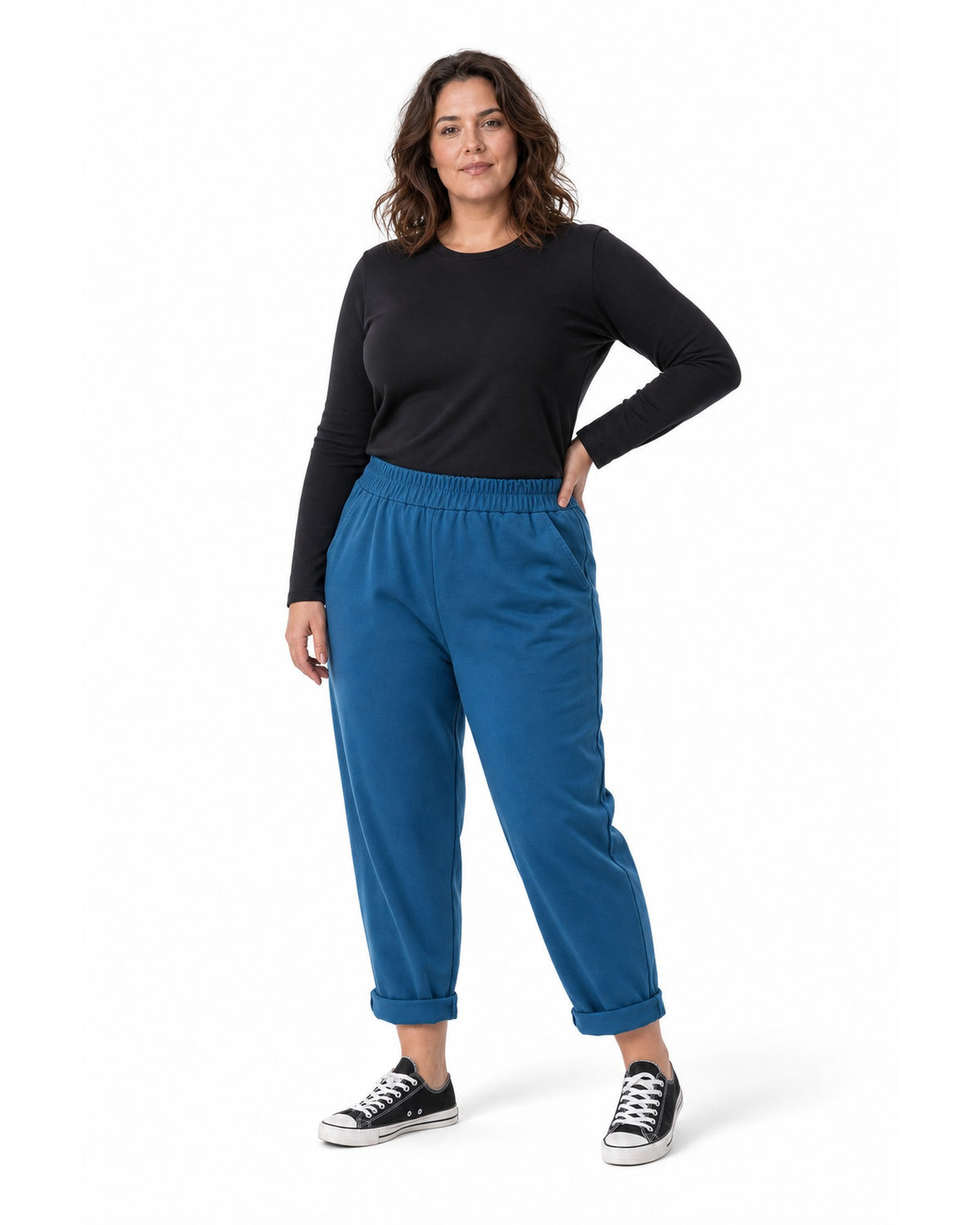 Pantaloni conici de trening turcoaz închis plus size, vedere din trei sferturi - All Above Boutique