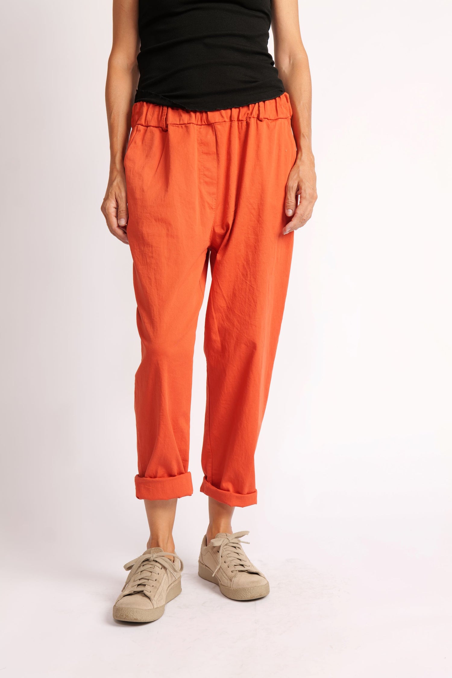 Pantaloni Conici Din Doc Elastic – Talie Medie cu Bandă Lată