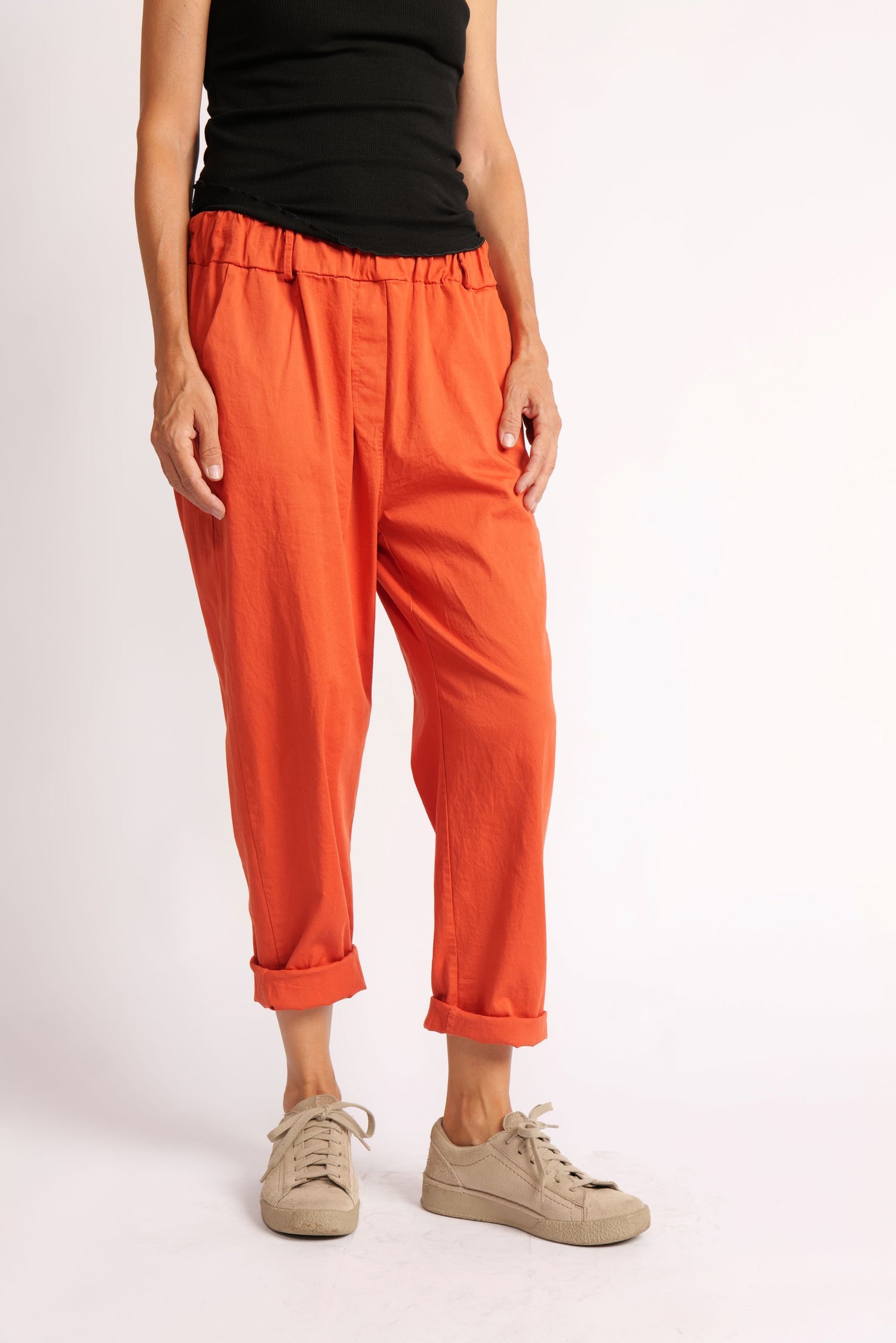 Pantaloni Conici Din Doc Elastic – Talie Medie cu Bandă Lată