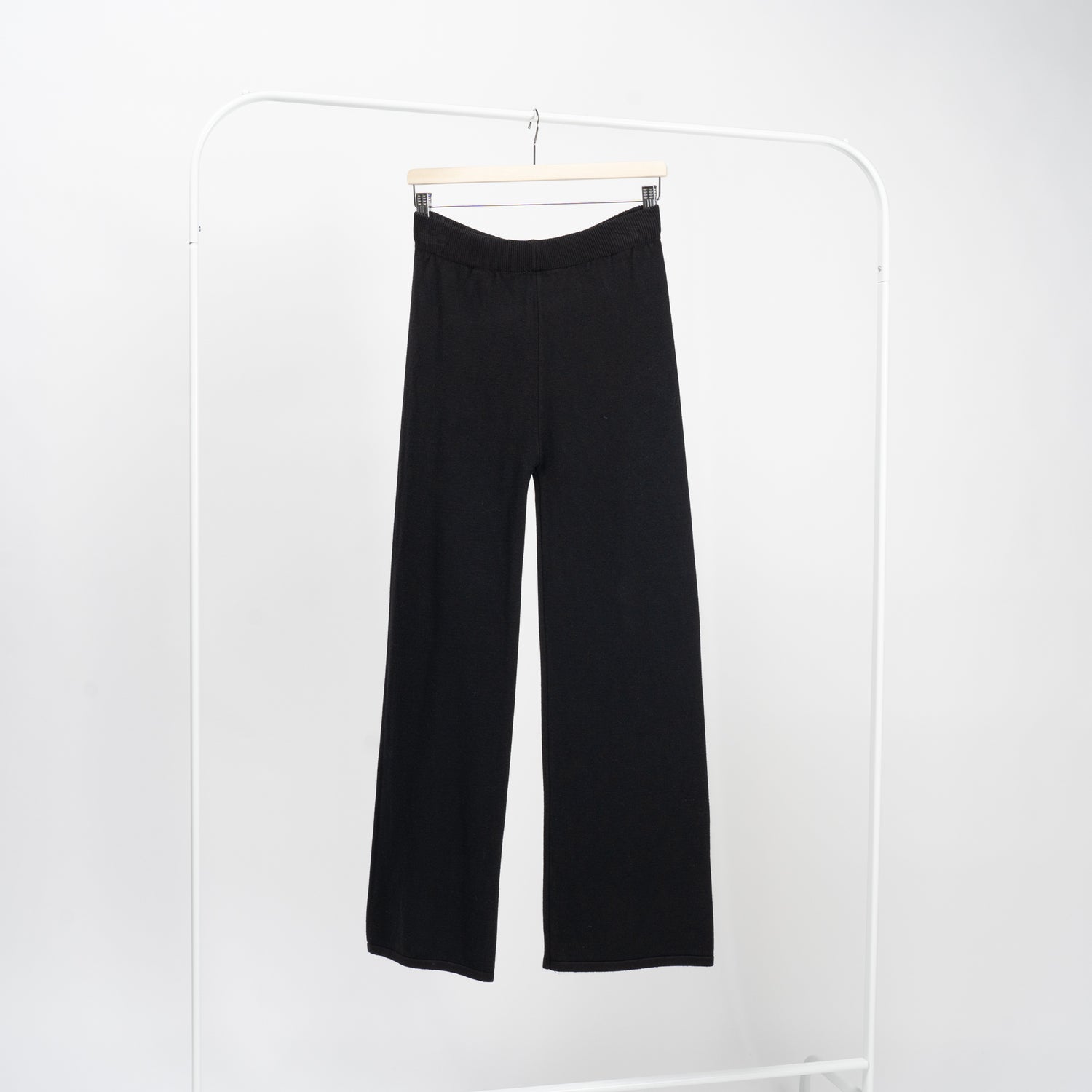 Pantaloni drepți din tricot soft
