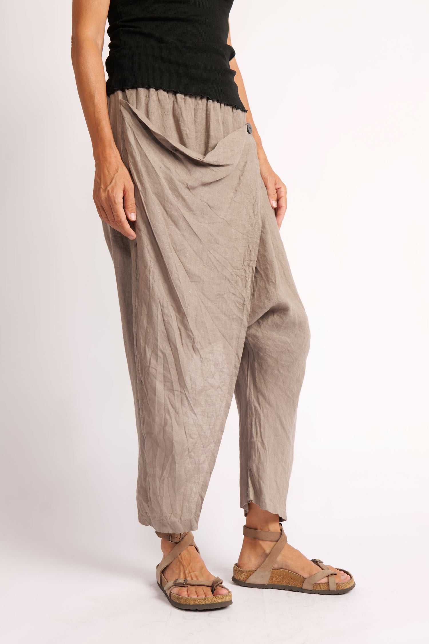 Pantaloni Pareo Din In Cu Detaliu Petrecut