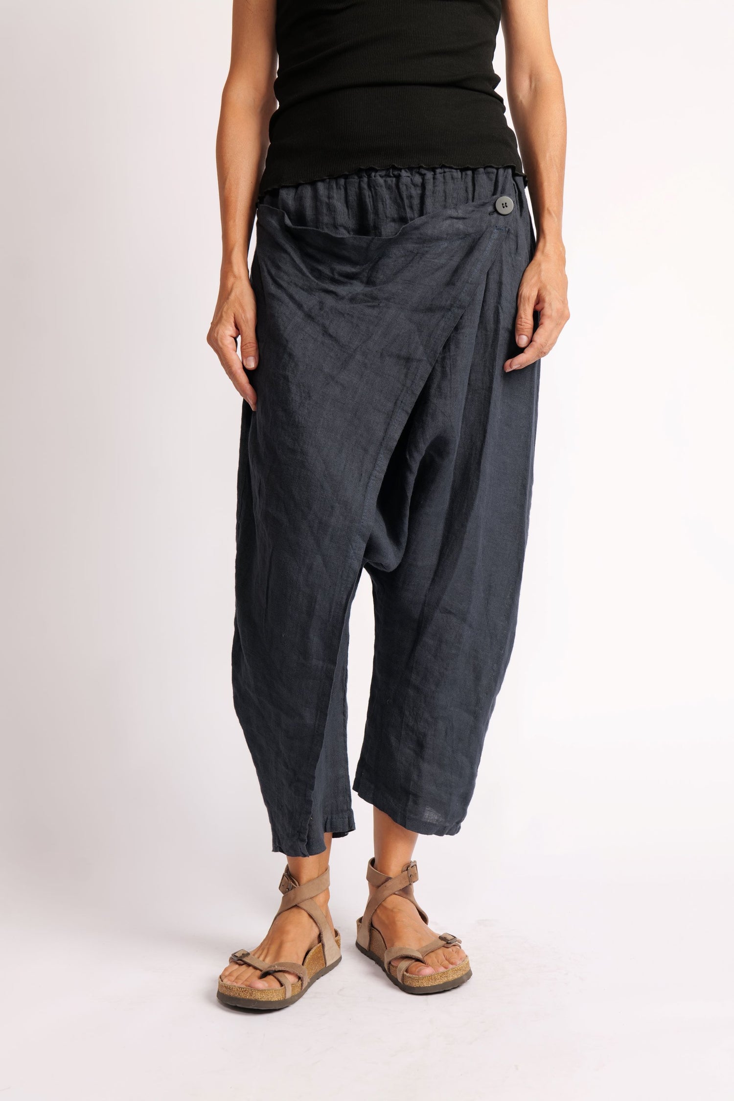 Pantaloni Pareo Din In Cu Detaliu Petrecut