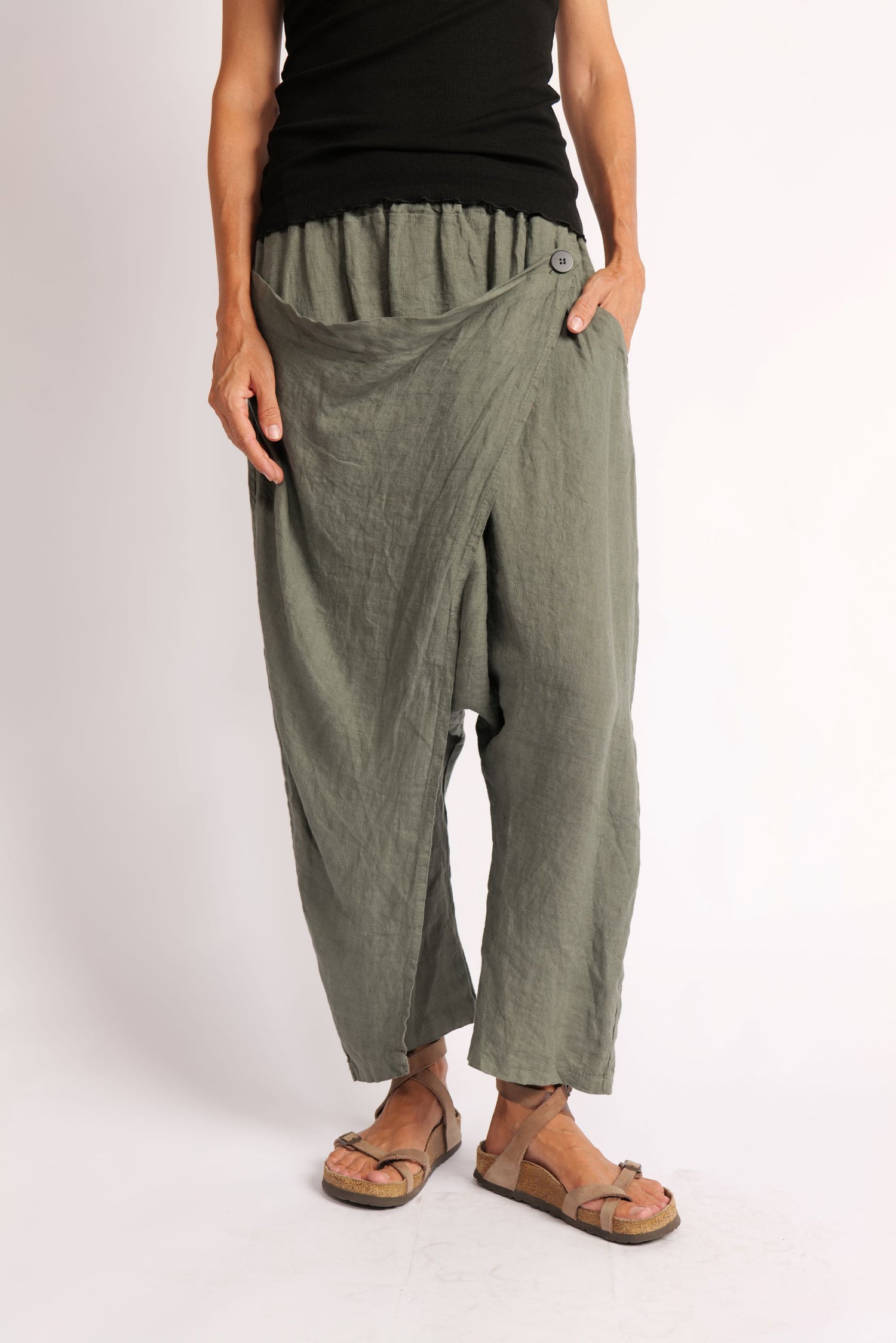 Pantaloni Pareo Din In Cu Detaliu Petrecut