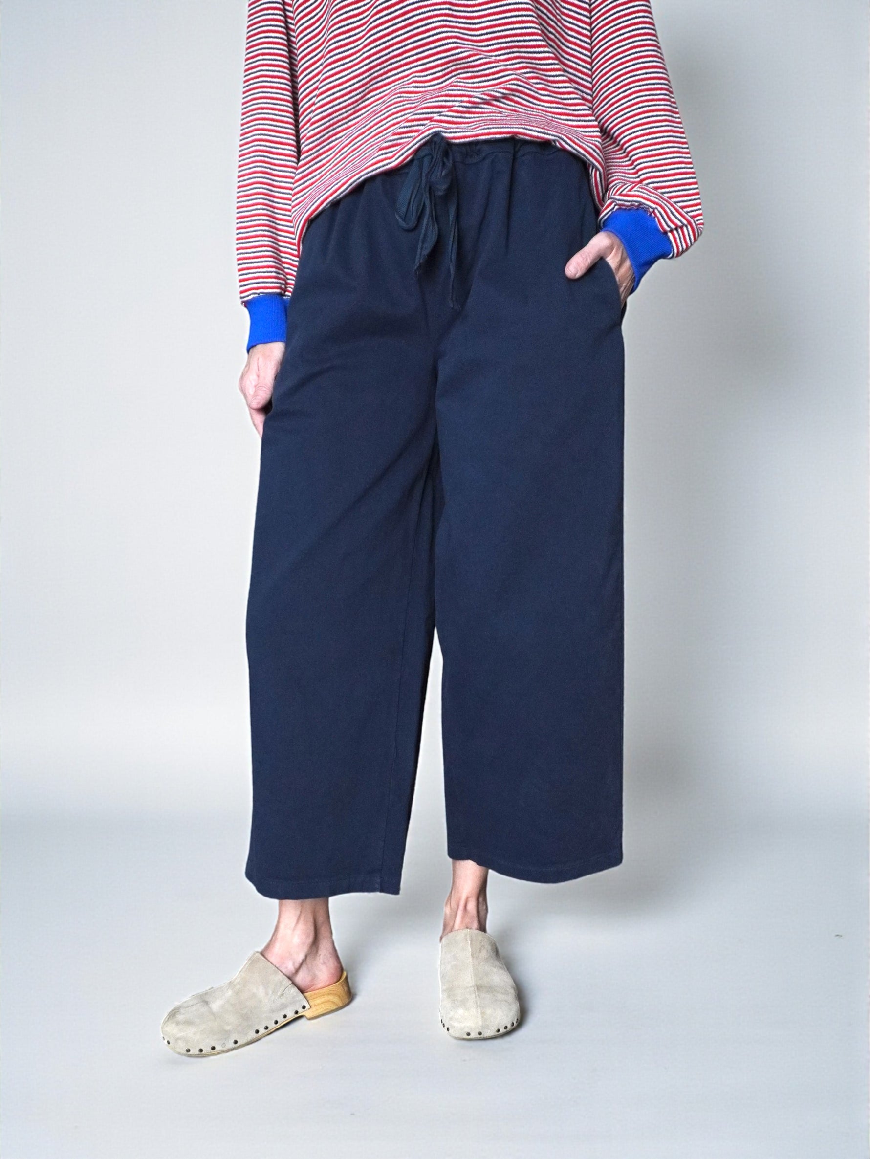 Pantaloni wide din bumbac bleumarin, vedere laterală