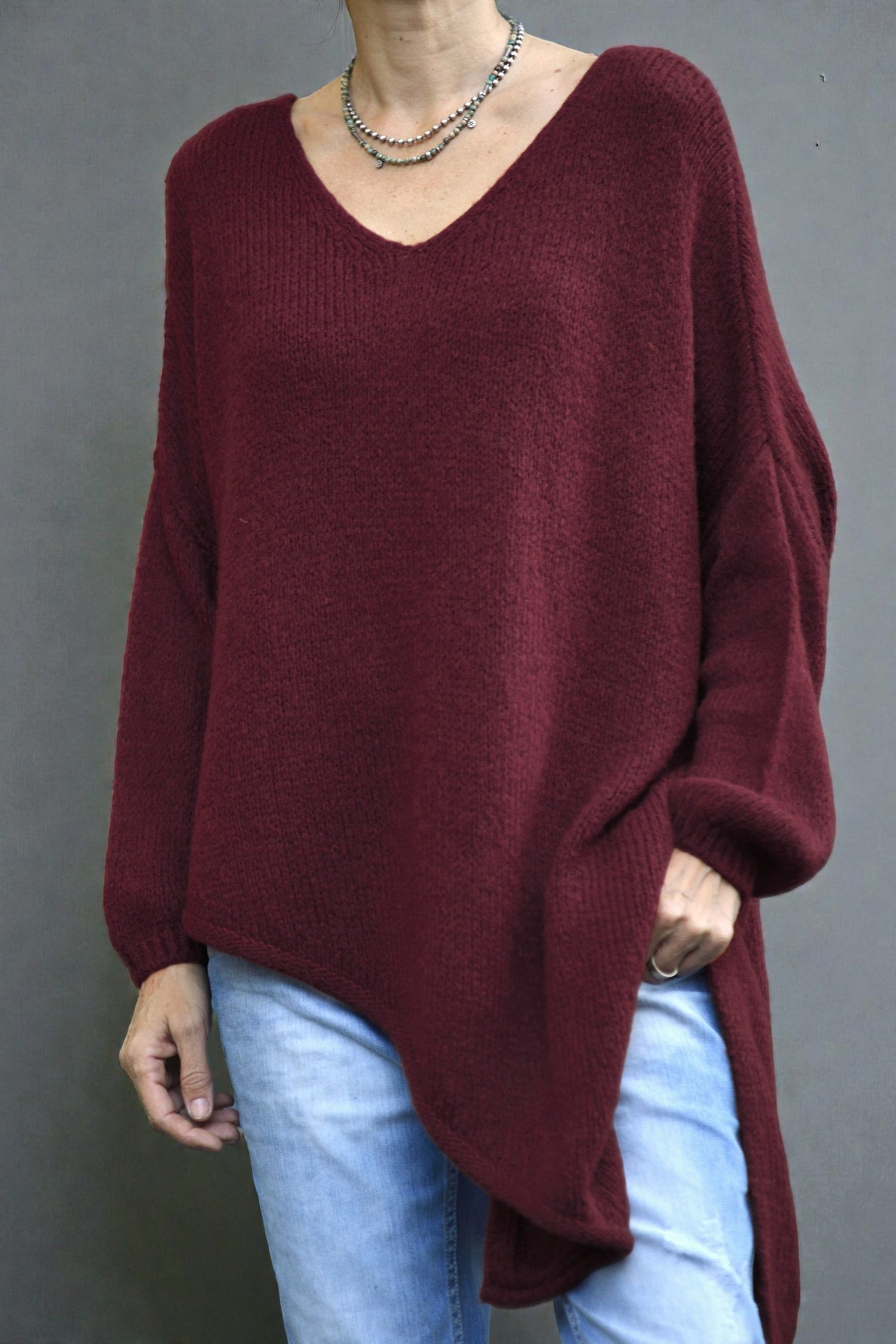 Pulover Pufos Asimetric cu Guler V