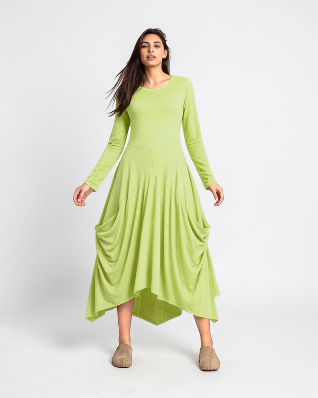 Rochie balon verde vibrant cu efect asimetric și lejer
