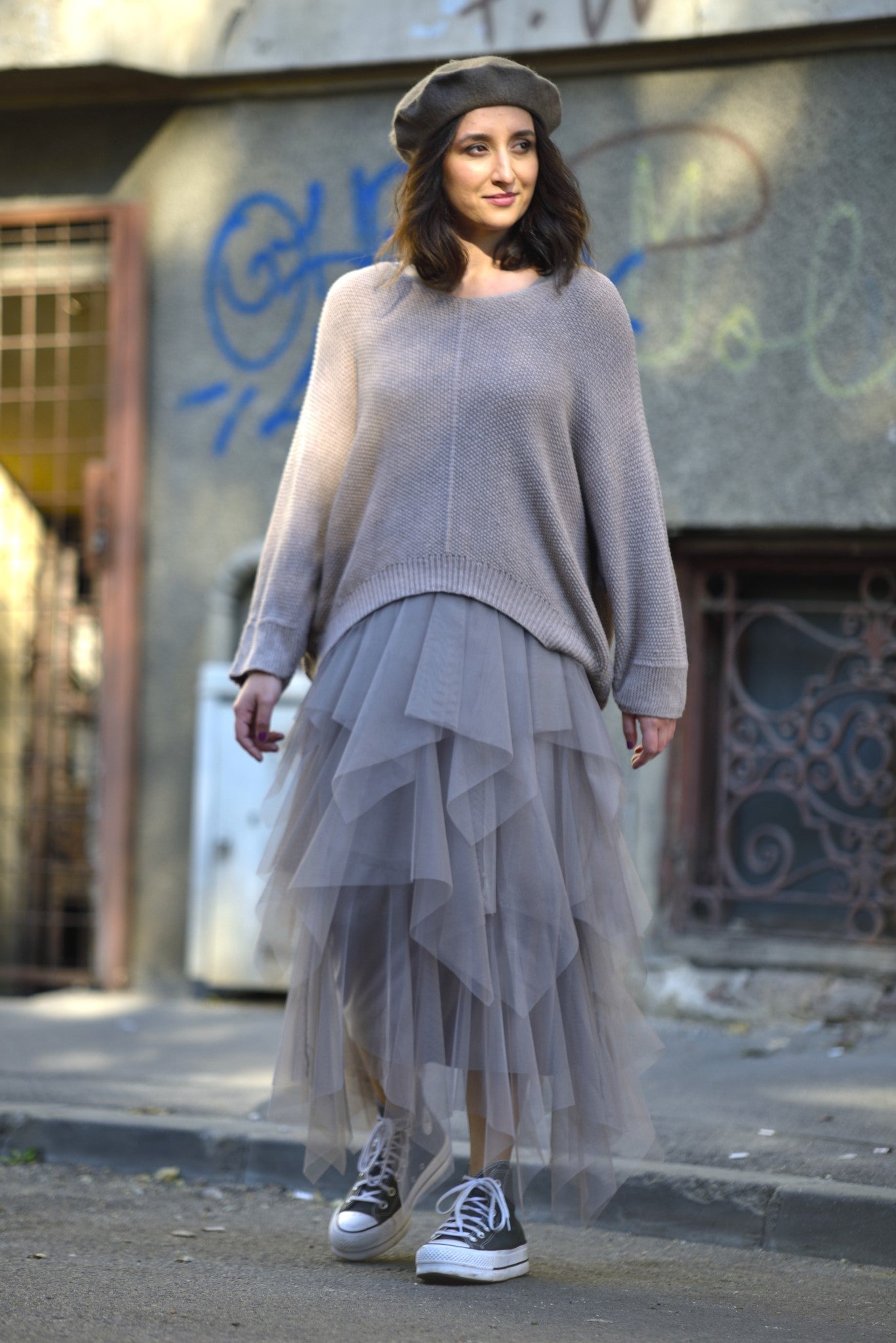 Set Rochie Din Tul Cu Volane Și Pulover Tricotat