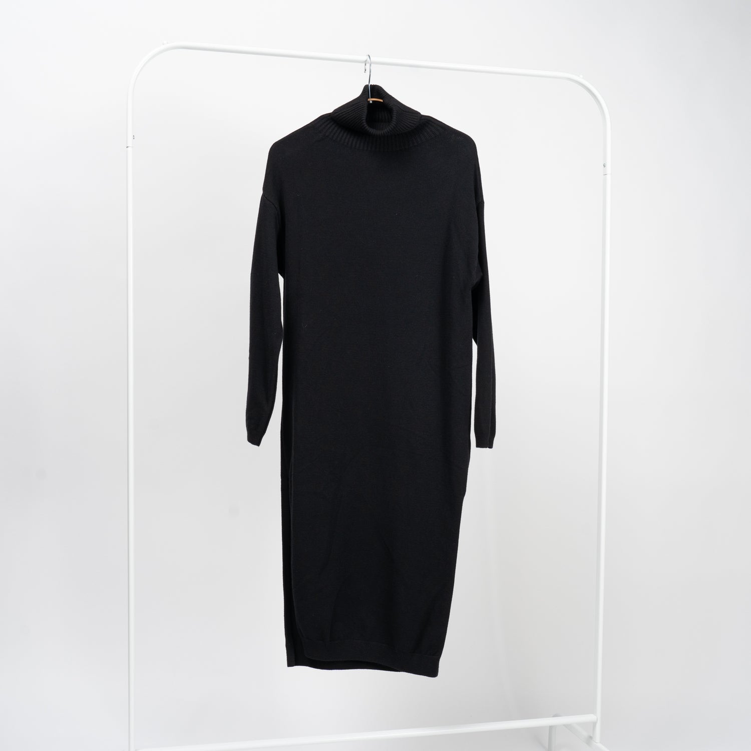 Rochie Midi Tip Pulover Cu Guler Înalt