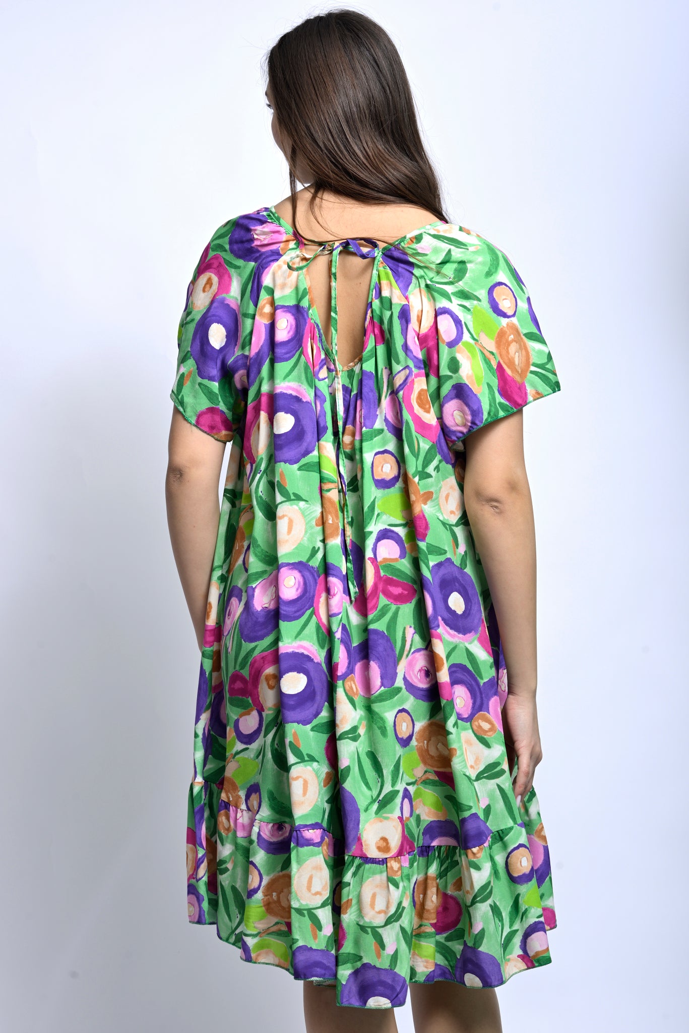 Rochie scurtă din viscoză cu mânecă raglan și imprimeu floral, vedere din spate