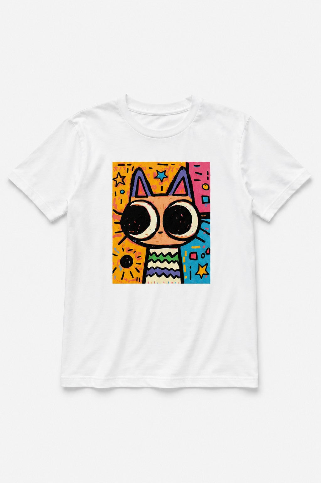 Tricou alb damă cu imprimeu modern cu pisică multicoloră. All Above Boutique.