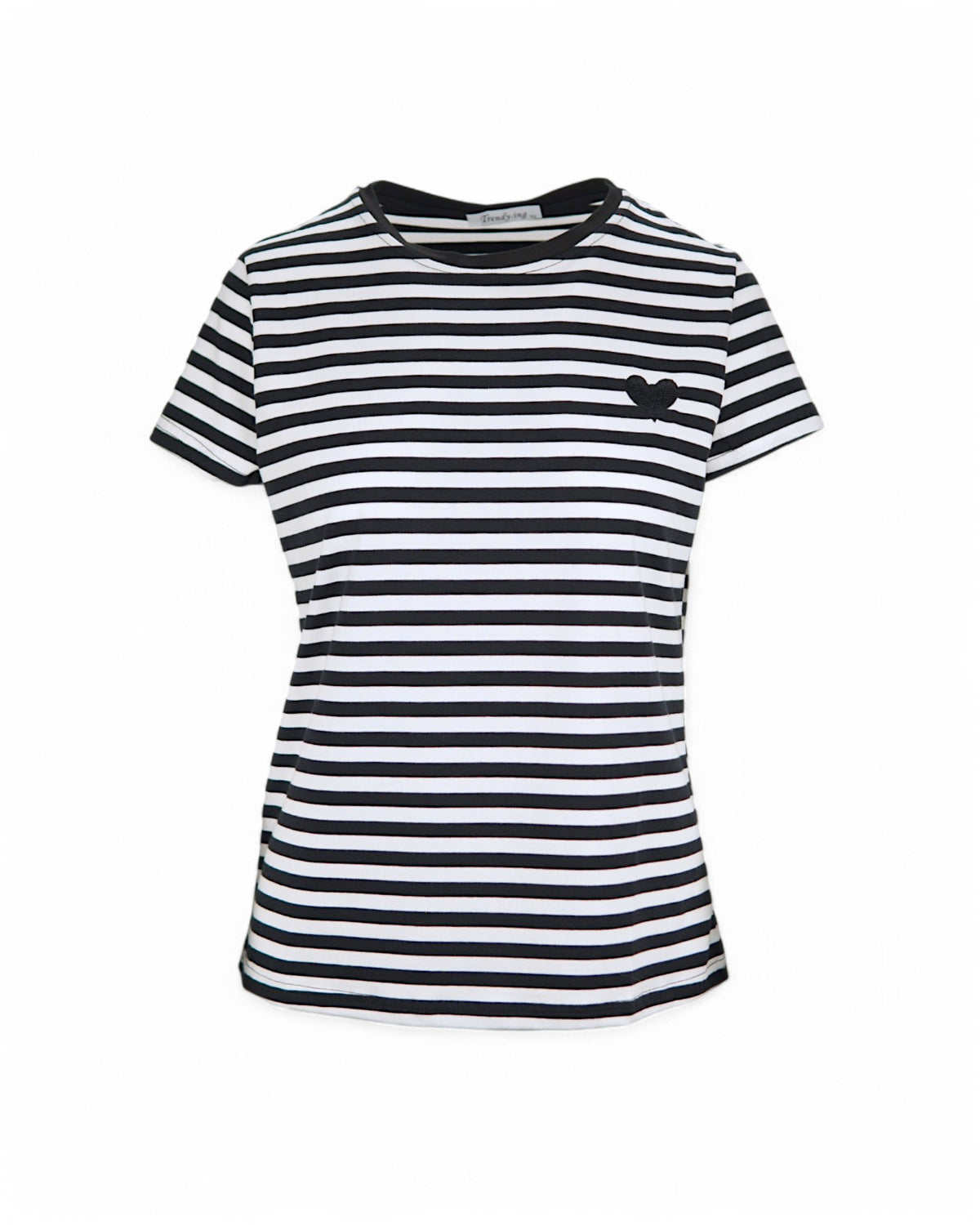 Tricou cu dungi alb-negru, cu inima brodată pe partea stângă